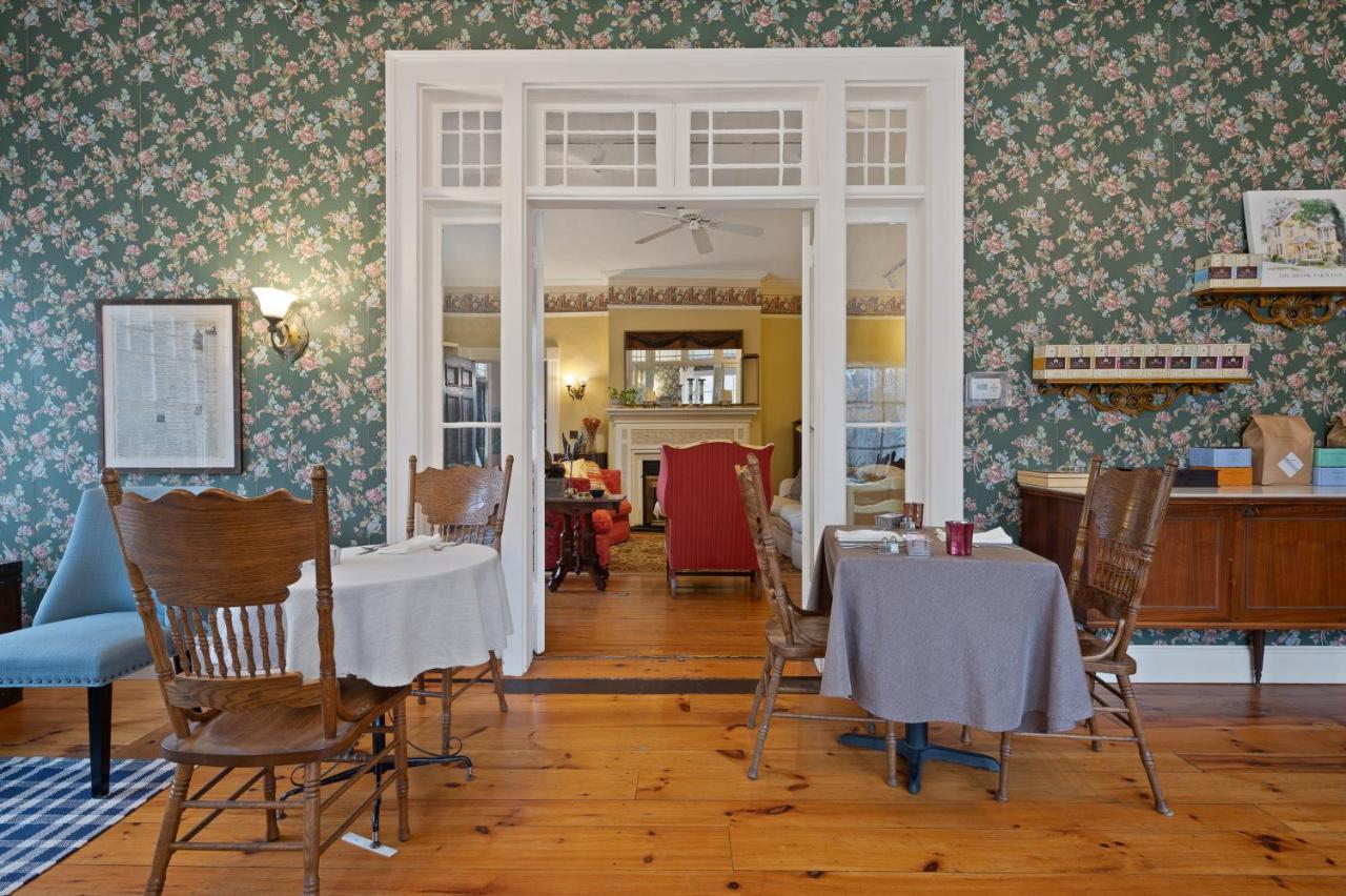 Brook Farm Inn Lenox Ngoại thất bức ảnh