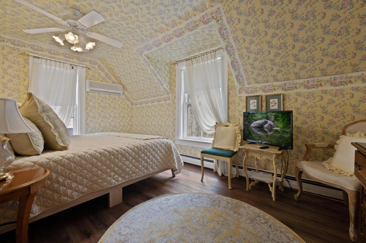 Brook Farm Inn Lenox Ngoại thất bức ảnh