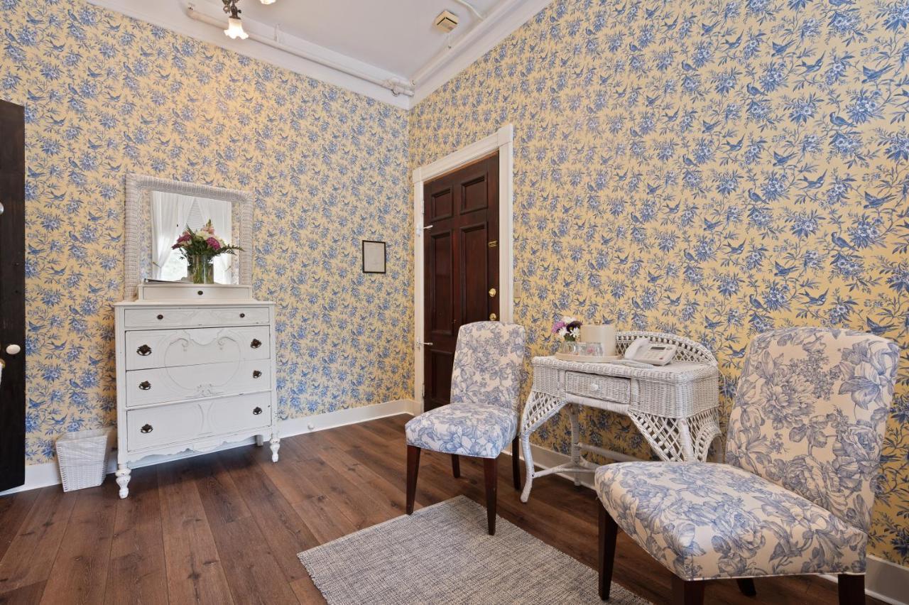 Brook Farm Inn Lenox Ngoại thất bức ảnh